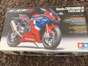 タミヤ　1/12 ホンダCBR1000RR-R FIREBLADE SP 未組立　オートバイ　プラモ