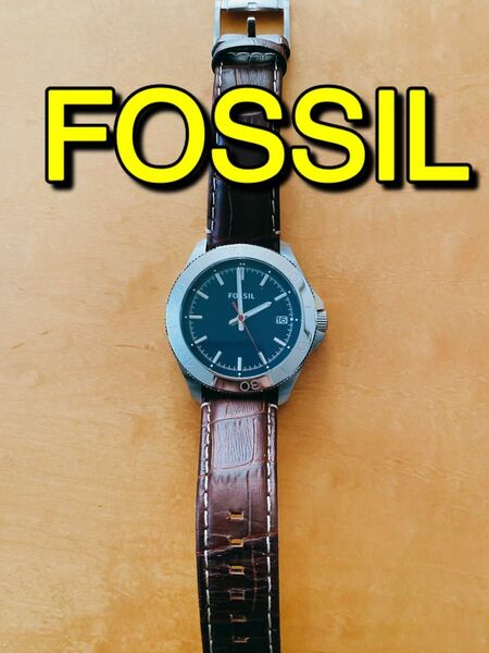 FOSSIL 時計　　電池交換済み　未使用