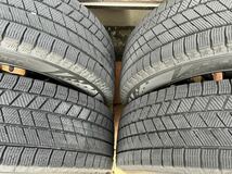 ★美品★ バリ山★2023年製造★スタッドレス　VRX3 205/60R16 トヨタ純正 ノア ヴォクシー Noah Voxy タイヤ ブリジストン Toyota 16インチ_画像2