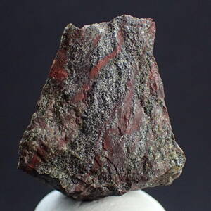 南アフリカ産 ドラゴンブラッドジャスパー b 天然石 原石 鉱物 ブラッドストーン 血石 パワーストーン 100スタ