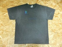 NIKE ナイキ メンズ ポリエステル綿混 スポーティー スウッシュロゴ ポイント刺繍 Tシャツ グレー サイズM_画像1