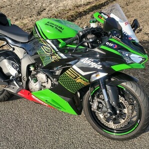 Kawasaki ZX-6R 2021年式 G型 2000キロ 車検有 の画像1