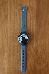 【美品】tanax ラウンドに便利な腕時計型ゴルフスコアカウンター