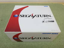 073-Y20) 中古品 セガサターン 本体 ホワイト HST-0019 箱 取扱説明書 あり 通電OK Sega Saturn _画像1