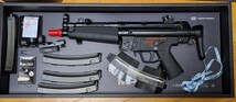 次世代電動ガン 東京マルイHK MP5A5 純正ノーマルマガジン４本 ドットサイトセット、エアガン、トイガン_画像1