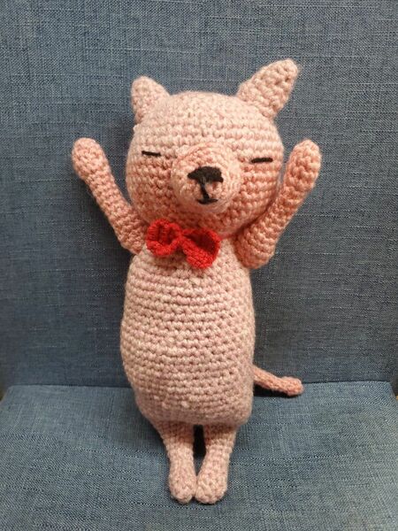 ぬいぐるみ あみぐるみ 猫 バンザイ ハンドメイド