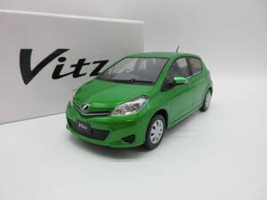 1/24 トヨタ 3代目ヴィッツ ジュエラ Vitz jewela　カラーサンプル 非売品 ミニカー　グリーンマイカメタリック