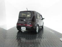 1/43 日産 キューブ NISSAN cube Z12 ディーラー特注　ミニカー　ビターショコラ　カラーサンプル_画像3