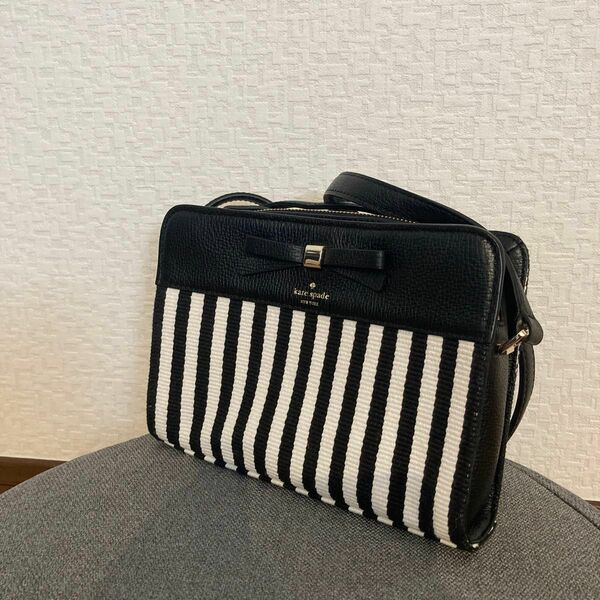 Kate Spade NEW YORKショルダーバッグ 