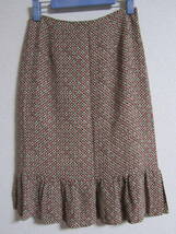 シビラ　柔らかな薄手素材　レトロ感ある可愛いスカート　Ｍ _画像1