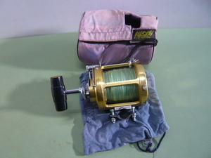 B390◆PENNREELS　 ペンリール　50TW　INTERNATIONAL Ⅱ インターナショナル2 リール ケース付◆中古◆Z