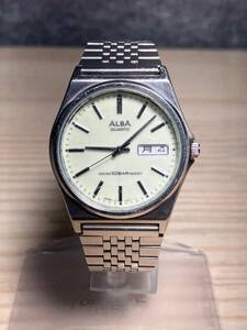 SEIKO クォーツ 腕時計 ALBA V743-8A10