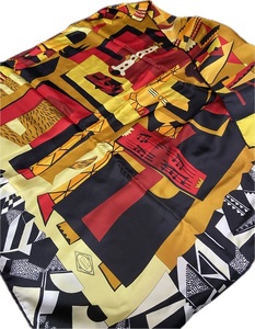 S-180◆1円～◆GIANNI VERSACE スカーフ シルク アトリエ ヴェルサーチ ジャンニヴェルサーチ 美品