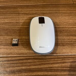 マイクロソフト　Explorer Touch mouse 1490