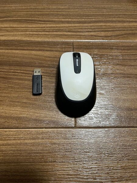 マイクロソフト　Microsoft Wireless Mouse 2000