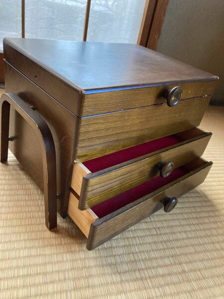 ソーイングボックス　昭和レトロ 裁縫箱　 小物入れ 木製　 アンティーク