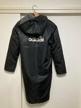 美品 訳あり adidas アディダス ベンチコート サイズ160㎝ 男の子 スポーツ_画像5