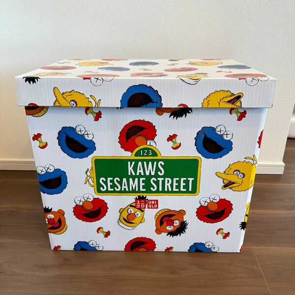 UNIQLO KAWS x SESAME STREET コンプリートボックス