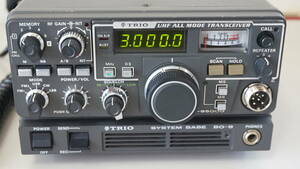 TRIO(kenwood) ケンウッド　430MHzオールモードトランシーバー　TR-9500G all mode transceiver システムベース付き