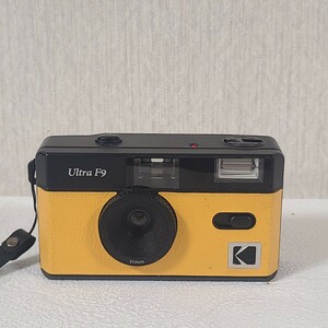 ★☆★Kodak コダック ULTRA F9 コンパクトフィルムカメラ ブラック x イエロー 現状品　カメラ☆★