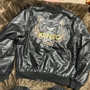 超カッコイイです！KENZO ケンゾーパリス　裏ボア　ウレタンレザージャケットLサイズ (若干難有り)定価10万超え