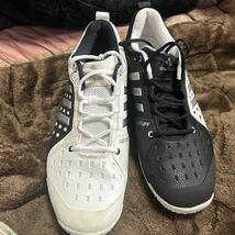 新品同様！アシンメデザインがカッコイイ！adidas[アディダス]テニスシューズ バリケード ジャパン オムニクレー29㎝定価13200円_画像2