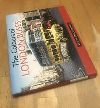 古本　洋書　The Colours of LONDON BUSES 1970s Kevin McCormack Pen & Sword ロンドンバス 1970　英国　ダブルデッカー_画像2