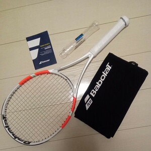 新品同様！最新モデル！☆バボラ★BABOLAT☆ピュアストライク100★PURESTRIKE100☆Ｇ3★ポリガット希望テンションで張上可☆国内正規品