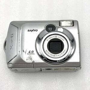 (ジャンク) サンヨー　SANYO Xacti S4　デジカメ　動作不可 部品取り用　本体のみ　240220155　