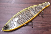 【美品】ワイルドルアーズ ワイルドビート WILD LURES WILD BEAT クリアイエロータイガー ジャイアントベイト ビッグベイト（CKN_O1）_画像2