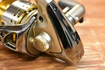 【人気モデル☆1スタ】シマノ 04 BB-X タイプ 2 Mg 2500D SHIMANO スピニングリール レバーブレーキ 磯 フカセ チヌ クロダイ メジナ KKM_画像3