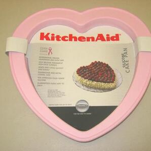 新品 キッチンエイド シリコン製 ケーキ型 ハート形 ピンク