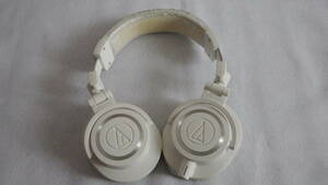 audio-technica　＊　ATH-M50x（ホワイト）＋　（新品・純正・交換パッド）　HP-M50x WH