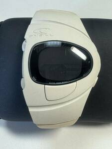 Ｌ094　稀少・レア　腕時計　O'NEILL/オニール　W650-4A00 デジタル　ホワイト　ビンテージ