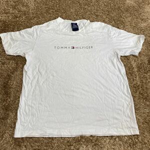 t15 TOMMY HILFIGER ロゴtシャツ サイズL表記 中国製