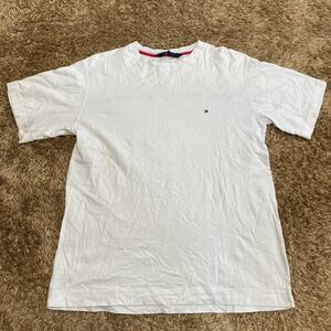 t15 TOMMY HILFIGER 背面ロゴTシャツ サイズL表記 日本製