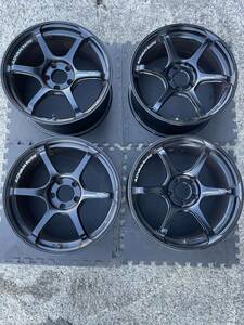 ADVAN Racing RG-4 ホイールサイズ 18x8.5J オフセット44 5穴 PCD114.3