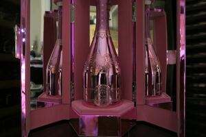 エンジェル ヴィンテージ 2005年 ピンク 正規品 シャンパン 箱 ケース付き