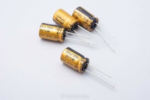 ニチコンFG（ファインゴールド）100V／100μF　アルミ電解コンデンサ　新品4個セットB