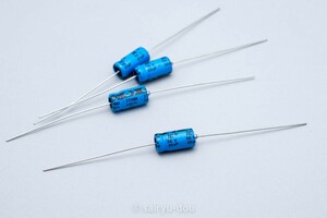 CDE／Illinois capacitor（イリノイ）　22μF／50V　TTAシリーズ　チューブラ電解コンデンサ　新品4個セットB