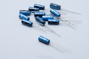 ニチコンKT　50V／3.3μF　アルミ電解コンデンサ（オーディオ用105℃対応品）　新品12個セットB