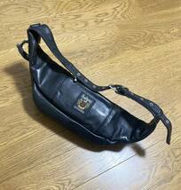 美品☆[Schott] DIAMOND QUILT STETCH LEATHER BODY BAG ダイヤキルト レザーウエストバッグ ボディバッグ 牛革 3109023 ブラック ショット_画像2