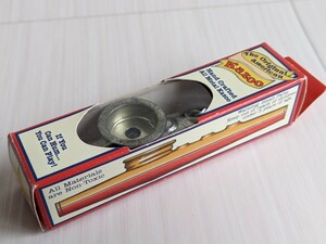 アメリカ製　カズ　カズー　Kazoo　管楽器　金属製　喋りながら吹くと膜が振動して独特の音が出る　らしい made in U.S.A. KG-50