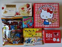 ３/13まで　超×４特価！【 送料込み 】キティバタークッキー缶とチョコ菓子いろいろSET_画像1