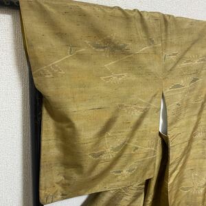 着物　総柄　小紋　紬　黄土色　春夏秋冬　着丈154.5cm 裄丈64cm 0227-11m