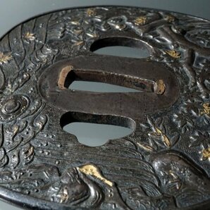 無銘古金工 大振85.7mm 赤銅覆輪付「滝壺に鼓図」桃山期〜 魚子地 桑縁付桐箱有 古鐔 鍔の画像9