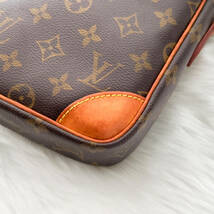 LOUIS VUITTON ルイヴィトン　モノグラム　ダヌーブ　ショルダーバッグ_画像6