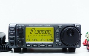 アイコム　IC-706　HF/50/144MHz帯　オールモード 無線機