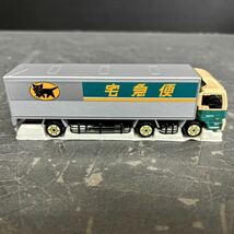 極美品 ヤマト運輸 クロネコヤマト 大型トラック10t車 宅急便 ミニカー 宅急便車 _画像2