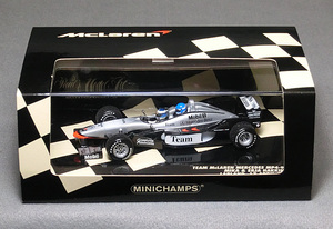 マクラーレン　メルセデス MP4-98T ツーシーターF1（ミカ & イリヤ・ハッキネン）2000/4/17ラップランド　*1/43スケール 　*01